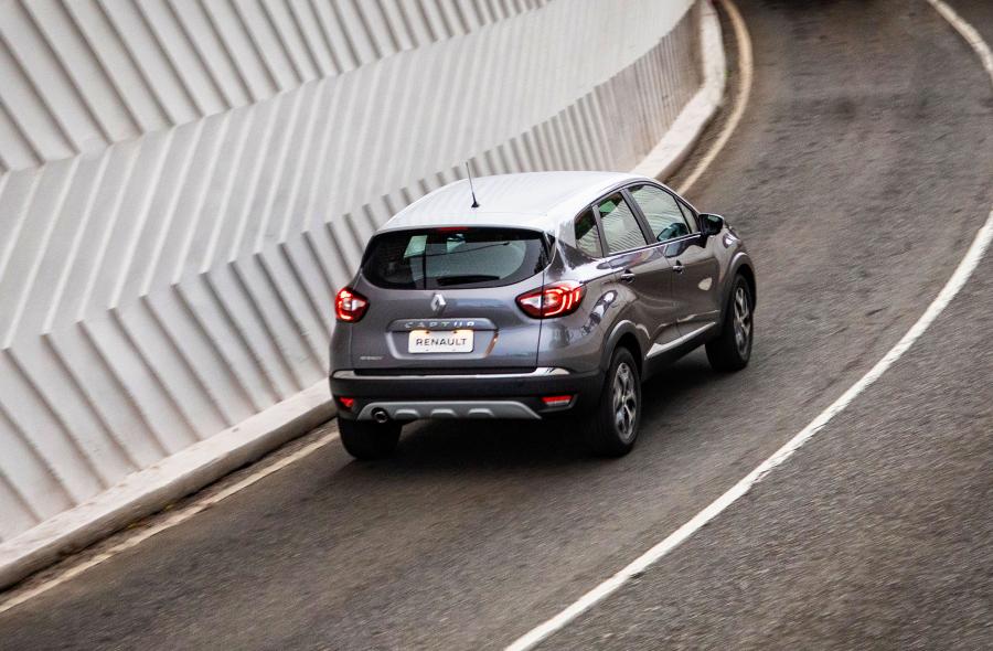  Renault Captur Bose 2018 года  (LA) (фото 19 из 38)